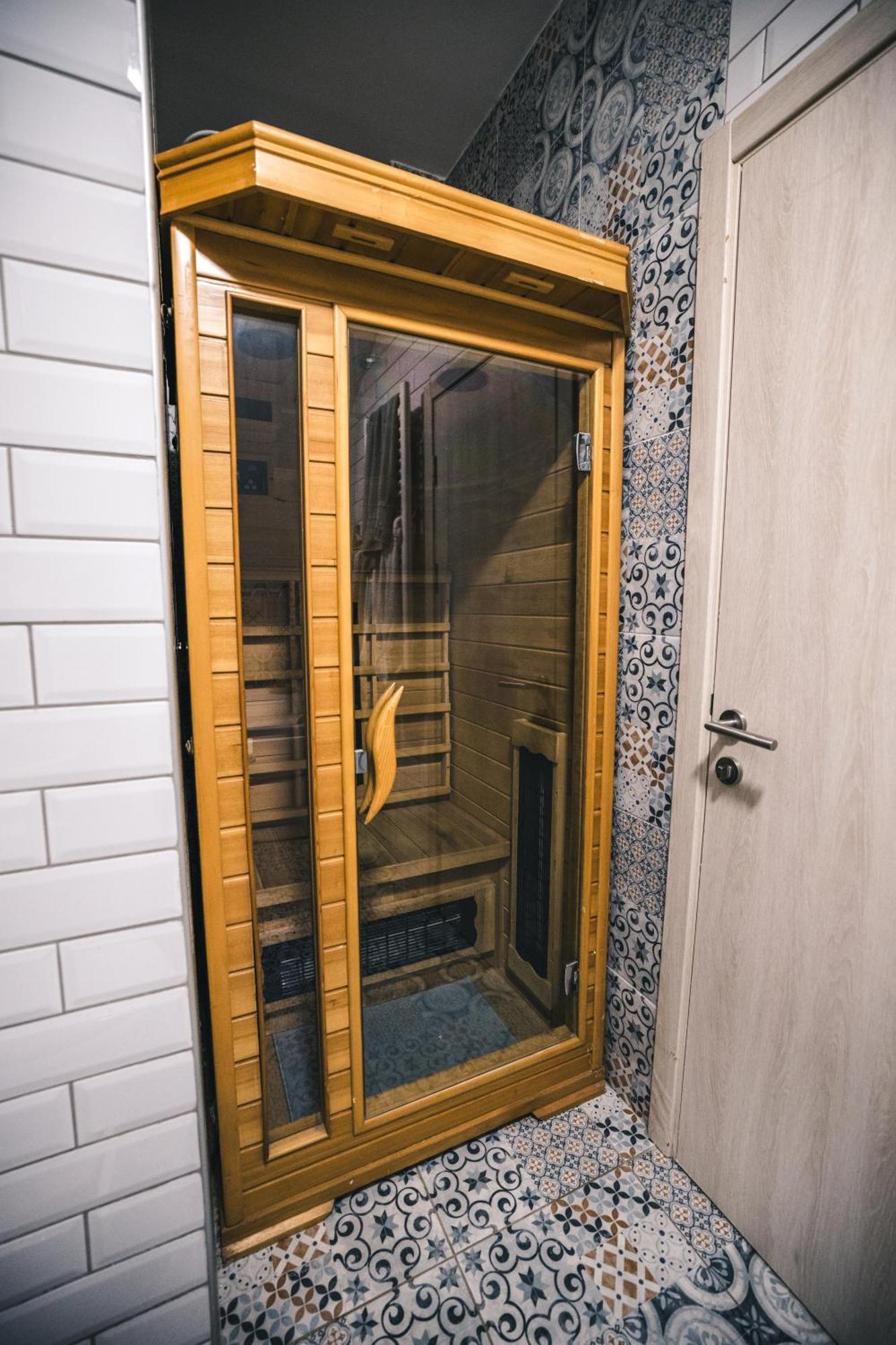 Spa Apartment Yin - Hot Tub, Sauna, Spa Nowy Sad Zewnętrze zdjęcie